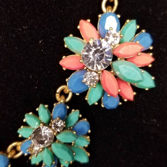 J Crew Pink Blue Rhinestone Flower Necklace - Picture 3 of 10